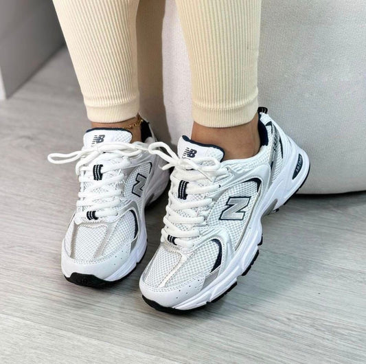 NEW BALANCE 530